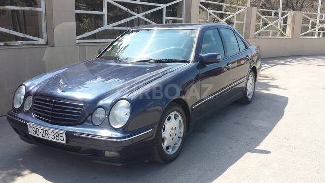 Mercedes E 220 1999, 285,000 km - 2.2 л - Bakı
