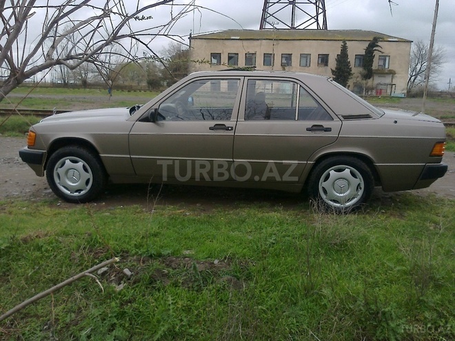 Mercedes 190 1990, 264,000 km - 2.0 l - Bakı