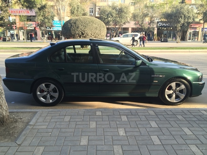 BMW 528 1997, 260,000 km - 2.8 л - Sumqayıt