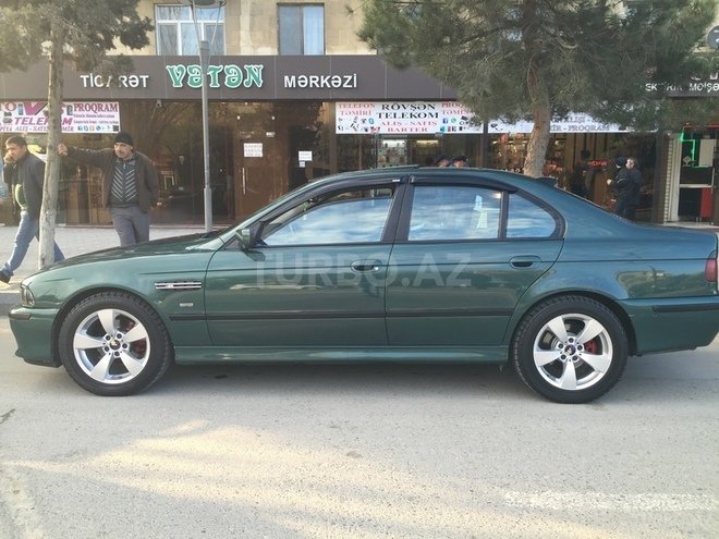 BMW 528 1997, 260,000 km - 2.8 л - Sumqayıt
