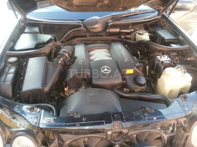 Mercedes E 240 1998, 326 km - 2.4 л - Şirvan