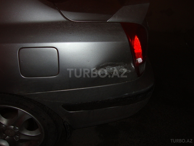 Hyundai Elantra 2002, 140,605 km - 2.0 l - Bakı