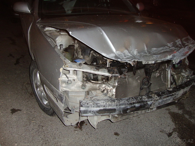 Hyundai Elantra 2002, 140,605 km - 2.0 l - Bakı