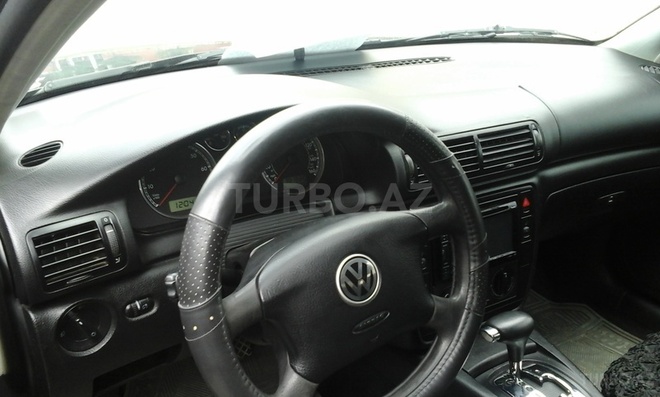 Volkswagen Passat 2001, 250,000 km - 1.8 l - Sumqayıt