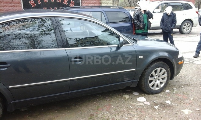Volkswagen Passat 2001, 250,000 km - 1.8 l - Sumqayıt