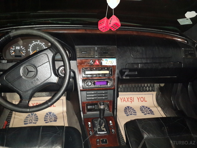 Mercedes C 230 1998, 266,000 km - 2.3 l - Bakı