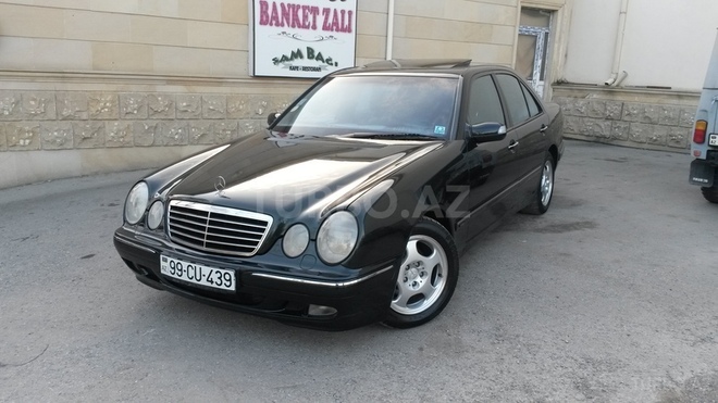 Mercedes E 220 2000, 280,000 km - 2.2 л - Bakı