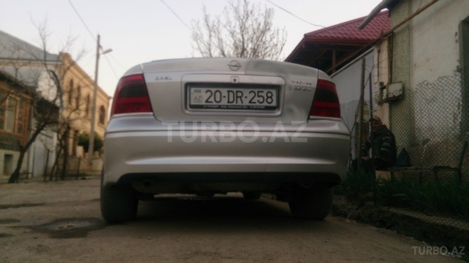 Opel Vectra 2001, 131,000 km - 2.0 l - Gəncə