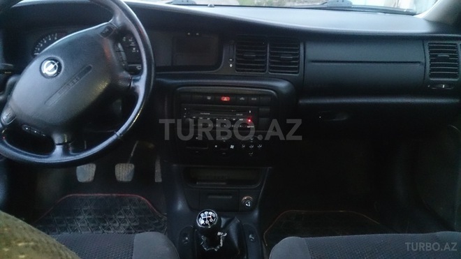 Opel Vectra 2001, 131,000 km - 2.0 l - Gəncə