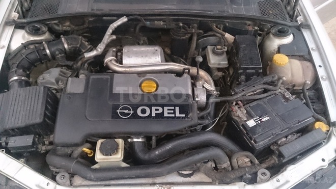Opel Vectra 2001, 131,000 km - 2.0 l - Gəncə