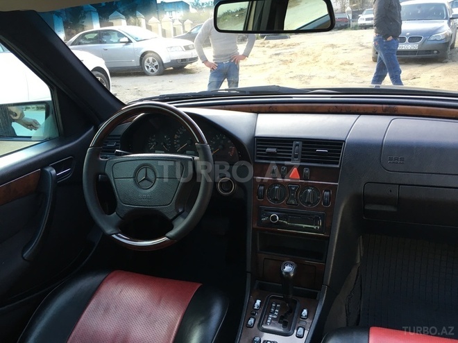 Mercedes C 240 1998, 198,000 km - 2.4 л - Bakı