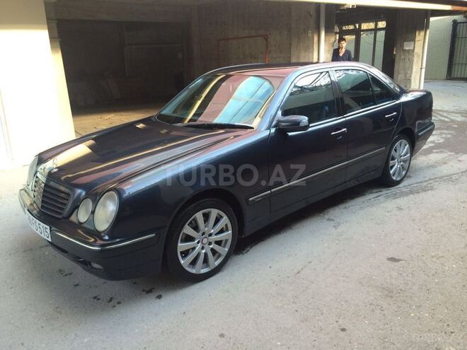 Mercedes E 270 2001, 252,000 km - 2.7 l - Bakı