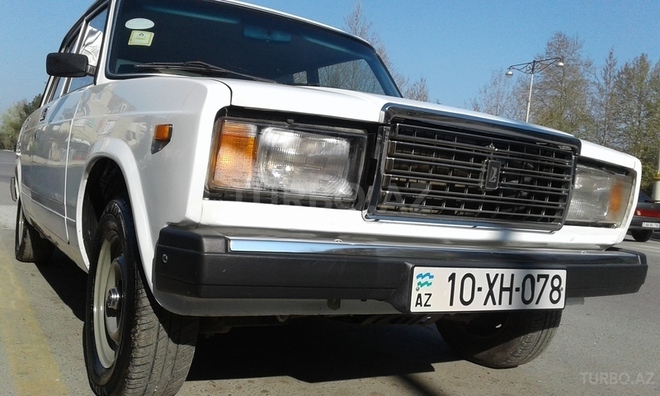 LADA (VAZ) 2107 2005, 16,785 km - 1.6 л - Yevlax