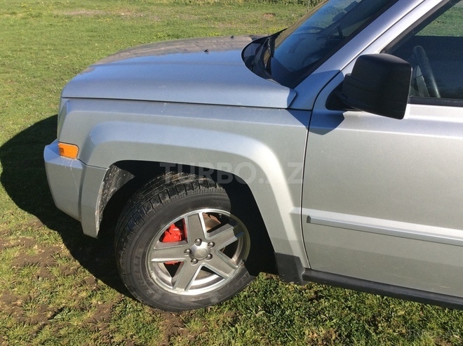 Jeep Patriot 2007, 146,000 km - 2.4 l - Bakı