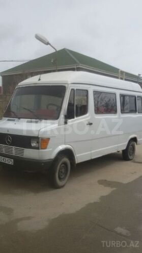 Mercedes 208 D 1995, 488,000 km - 2.5 л - Bakı