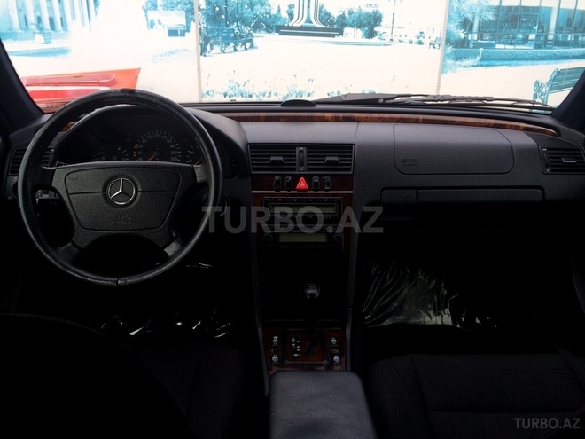 Mercedes E 240 1998, 387,951 km - 2.4 l - Bakı