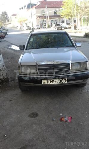 Mercedes 190 1992, 359,000 km - 2.0 l - Saatlı