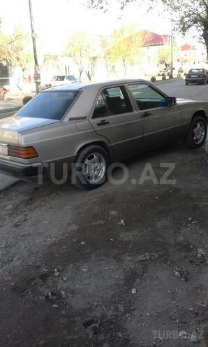 Mercedes 190 1992, 359,000 km - 2.0 l - Saatlı