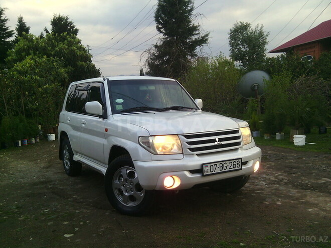 Mitsubishi Pajero io 2000, 140,000 km - 2.0 l - Astara