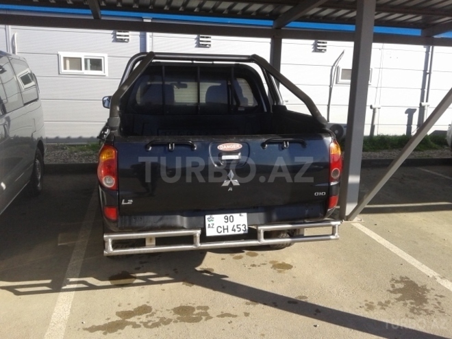 Mitsubishi L200 2007, 134,000 km - 2.5 l - Bakı