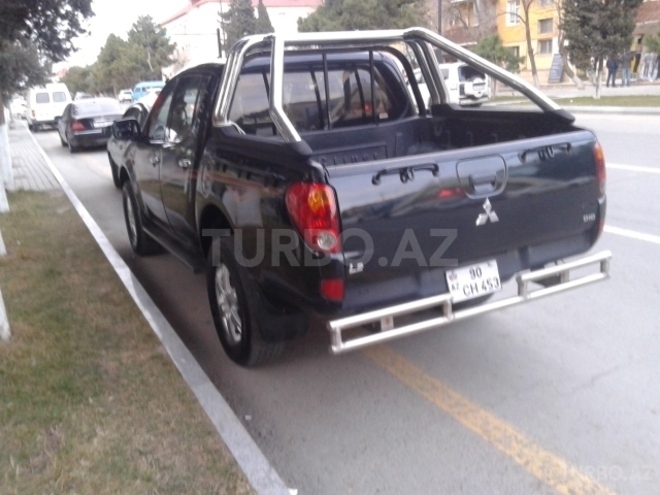 Mitsubishi L200 2007, 134,000 km - 2.5 l - Bakı