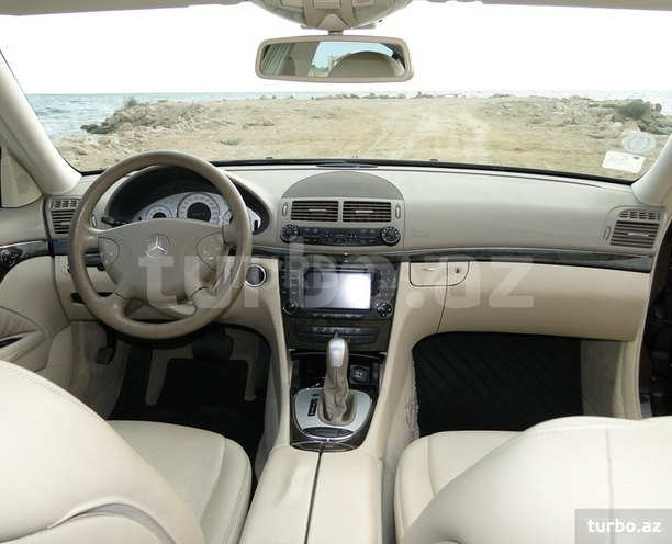 Mercedes E 200 2004, 152,000 km - 1.8 l - Bakı