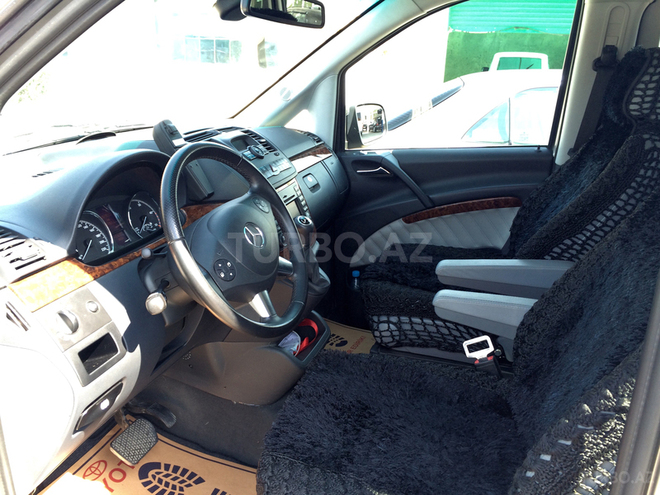 Mercedes Viano 2011, 63,000 km - 2.2 л - Bakı