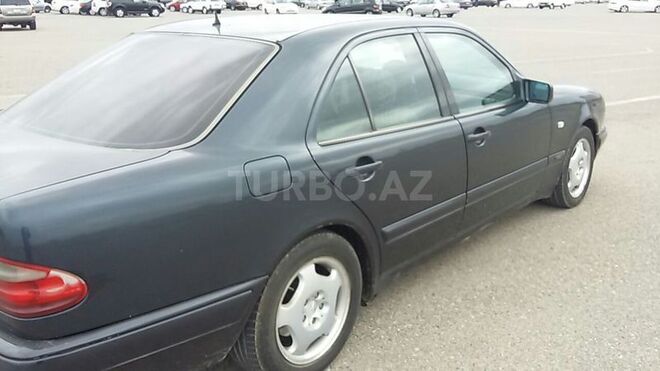 Mercedes E 280 1997, 400,000 km - 2.8 l - Bakı