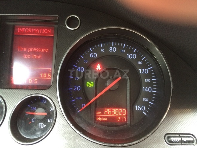 Volkswagen Passat 2006, 263,000 km - 2.0 l - Sumqayıt