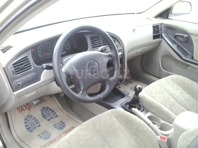 Hyundai Elantra 2001, 216,000 km - 2.0 l - Sumqayıt