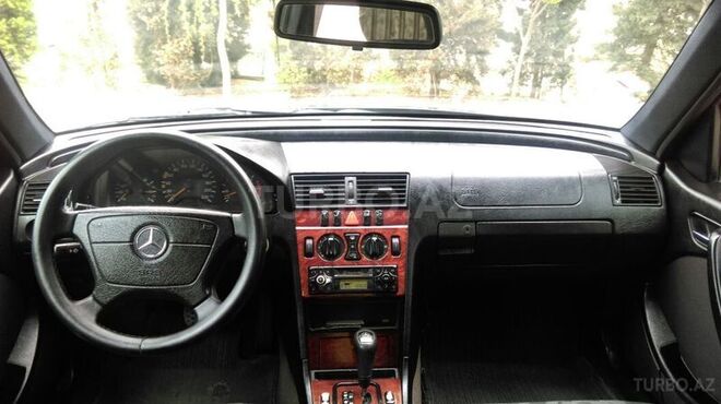 Mercedes C 220 2000, 389,300 km - 2.2 l - Bakı