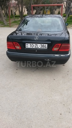 Mercedes E 230 1996, 210,000 km - 2.3 l - Bakı