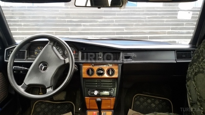 Mercedes 190 1992, 428,707 km - 2.0 л - Bakı