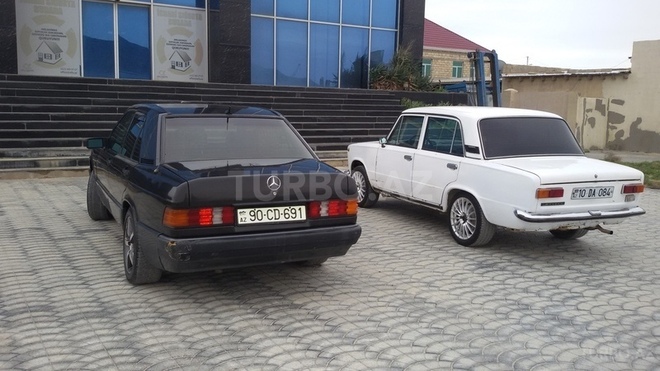 Mercedes 190 1992, 428,707 km - 2.0 л - Bakı