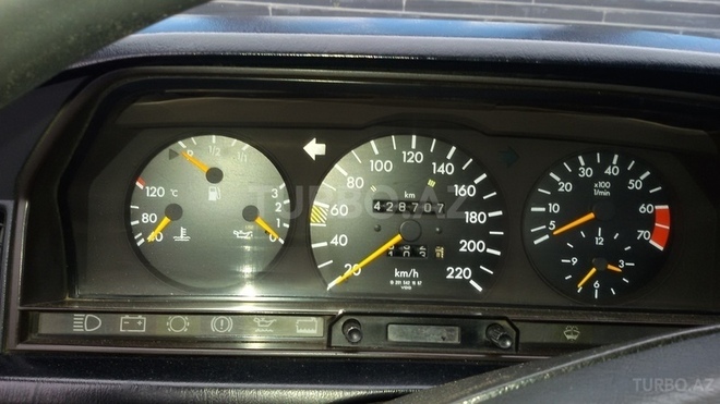 Mercedes 190 1992, 428,707 km - 2.0 л - Bakı