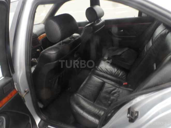 BMW 528 1996, 350,000 km - 2.8 л - Bakı