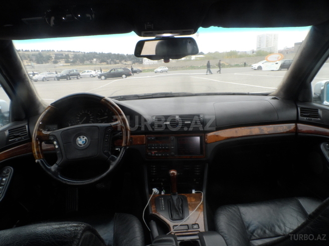 BMW 528 1996, 350,000 km - 2.8 л - Bakı