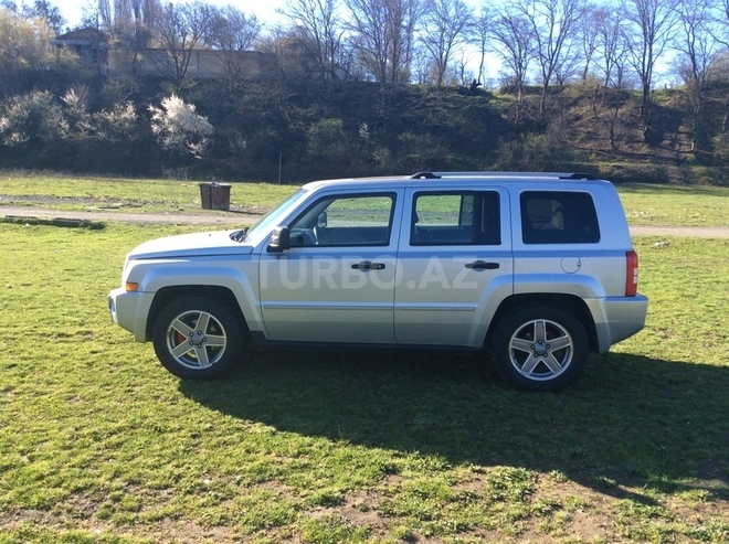 Jeep Patriot 2007, 146,000 km - 2.4 l - Bakı