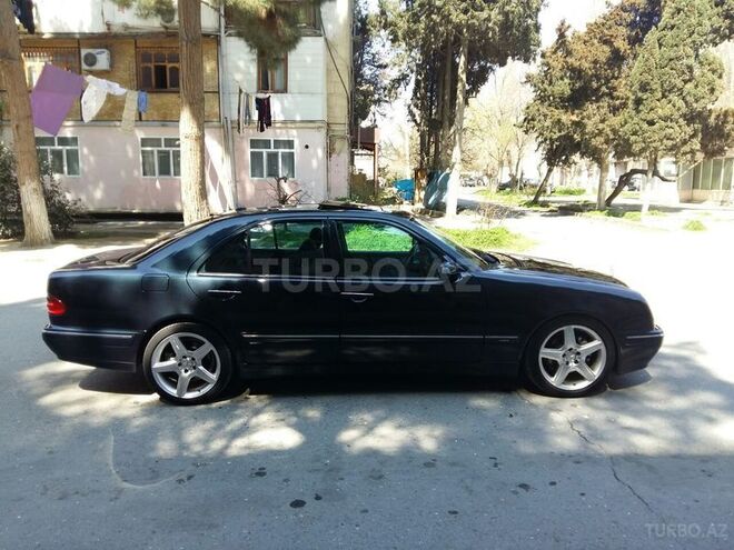 Mercedes E 280 2000, 195,000 km - 2.8 l - Bakı