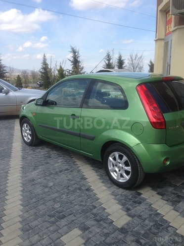 Ford Fiesta 2007, 160,000 km - 1.4 l - Gəncə