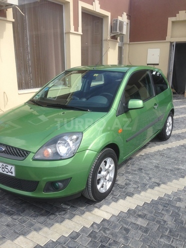 Ford Fiesta 2007, 160,000 km - 1.4 l - Gəncə