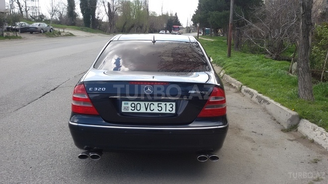 Mercedes E 320 2004, 235,000 km - 3.2 л - Bakı