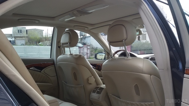 Mercedes E 320 2004, 235,000 km - 3.2 л - Bakı