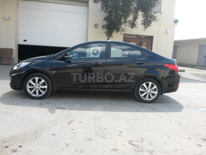 Hyundai Accent 2012, 70,000 km - 1.6 л - Bakı