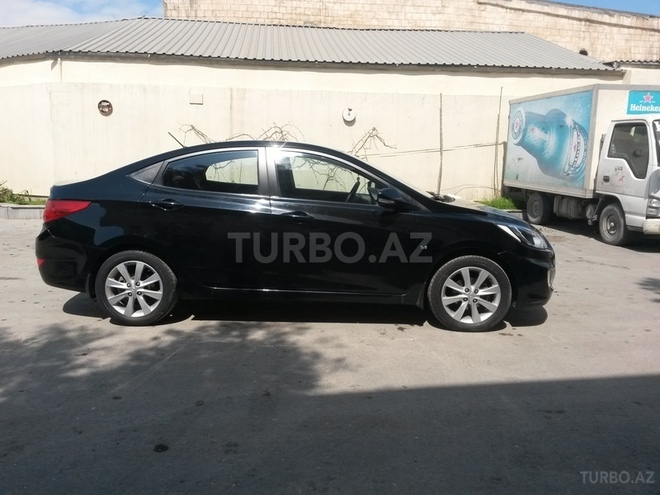 Hyundai Accent 2012, 70,000 km - 1.6 л - Bakı