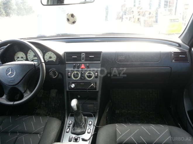Mercedes C 180 1999, 220,000 km - 1.8 л - Bakı