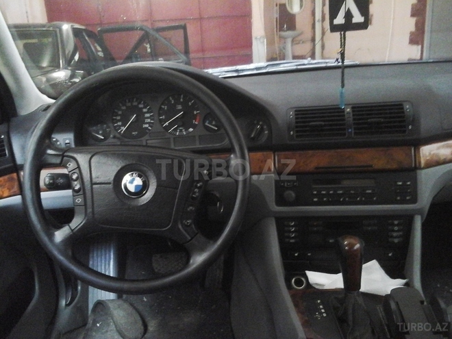 BMW 523 1998, 27,500 km - 0.5 l - Bakı