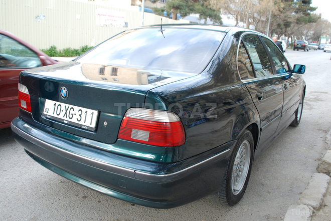 BMW 523 1996, 350,000 km - 2.5 l - Bakı