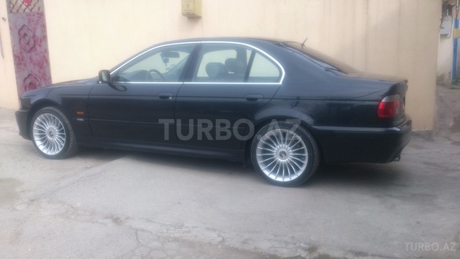 BMW 530 2001, 290,000 km - 3.0 l - Bakı