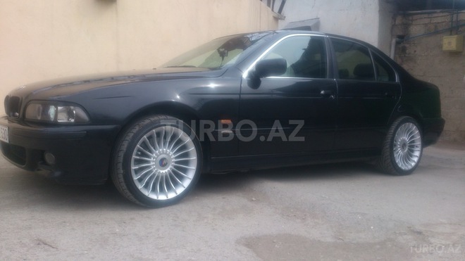 BMW 530 2001, 290,000 km - 3.0 l - Bakı
